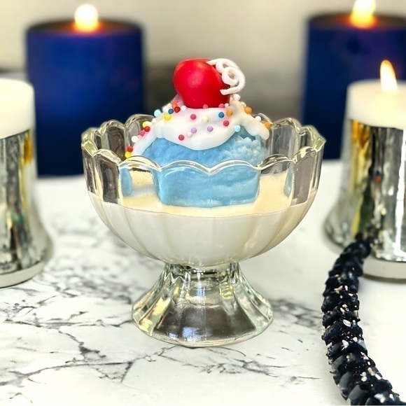 ⚠️SALE Candle // Handmade Blue Ice Cream And Sprinkles Candle SEND OFFERS 🥳 - Picture 5 of 6